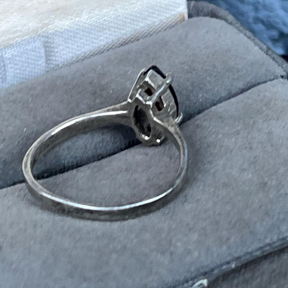 Sterling Silver Solitaire Cocktail Ring with Red Stone Size 8 1/2 - Picture 11 of 13